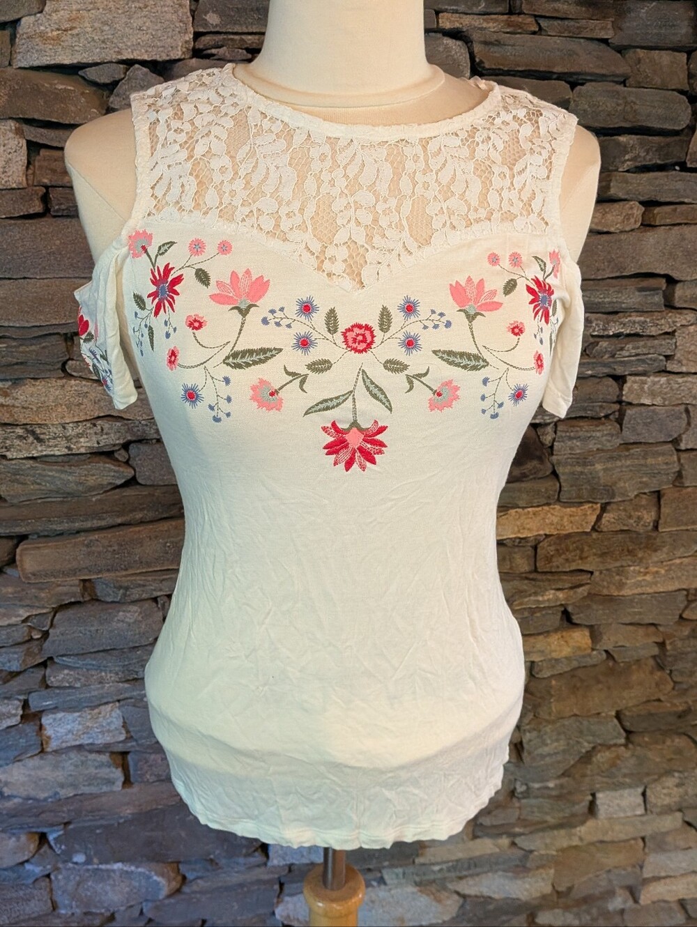 Orsay White Floral Embroidered Off Shoulder Lace Front Top Size S
